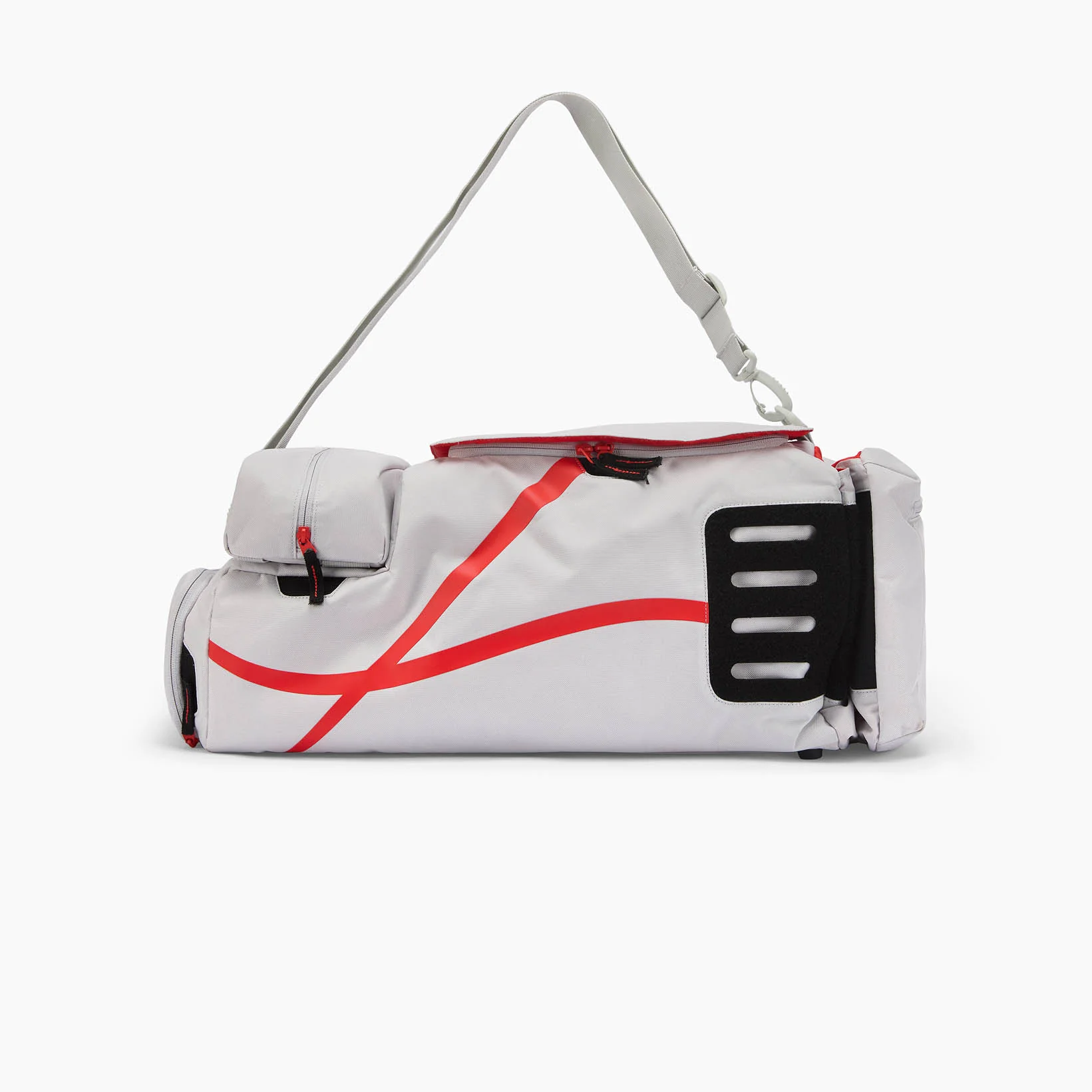 06copy_a14ad9e5-52cc-46ef-80ba-ba687899d567-1.webp The Sport Bag - Grey - Image 1