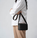 Sol Box Shoulder Bag - Black - Image 3