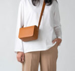 Sol Box Shoulder Bag - Tan - Image 2