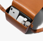 Sol Box Shoulder Bag - Tan - Image 7