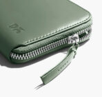 Vegan Leather Women's Classic Wallet - Sap Green - Image 3